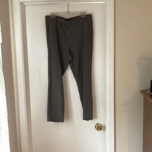 Napa Valley Woman pants good used condition